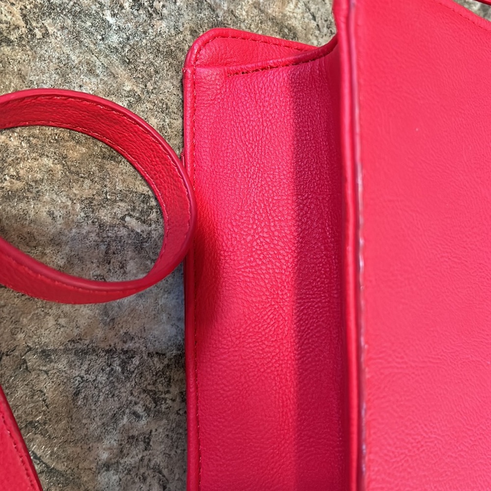Betsy Johnson Red Animal Print Bow Satchel - Picture 12 of 14